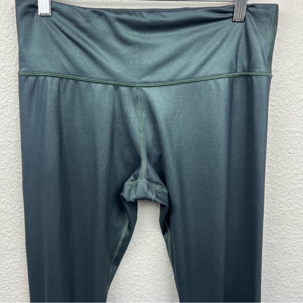 Athleta Elation Ultra High Rise Shimmer Tight in Powervita Nordic Teal Sz M - Picture 3 of 6